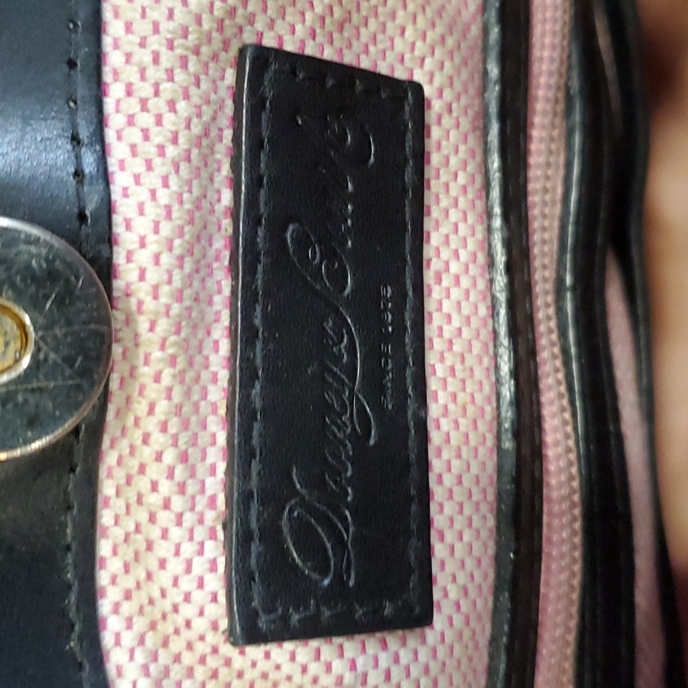 Dooney & Bourke black leather croc embossed shoulder bag - Picture 15 of 15